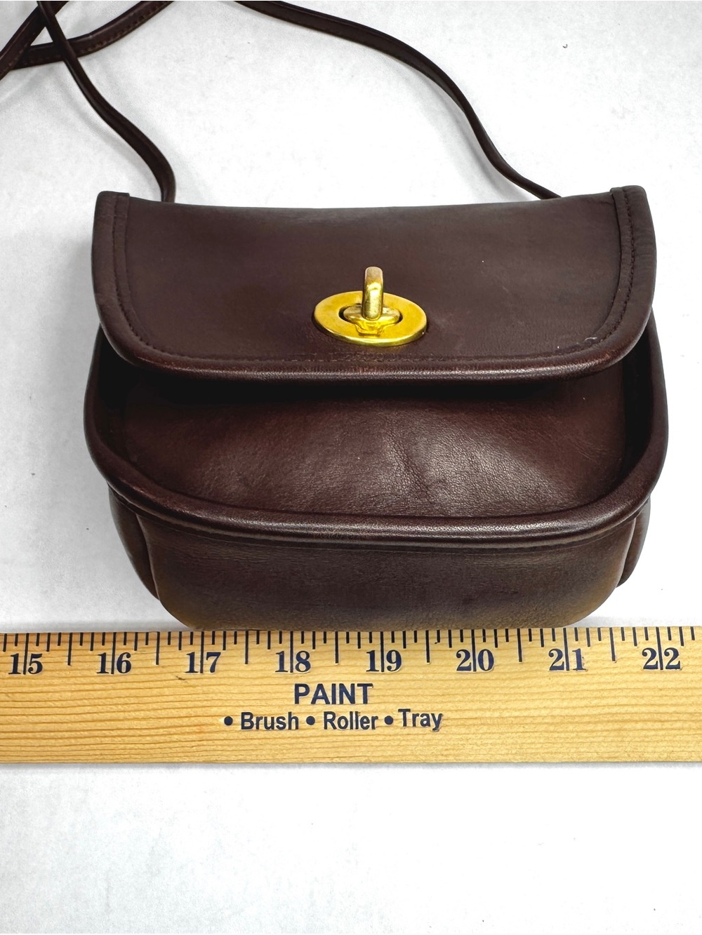 Vintage Coach Everett 9934 Brown Glove-Tanned Leather Turnlock Crossbody Bag - Picture 11 of 14